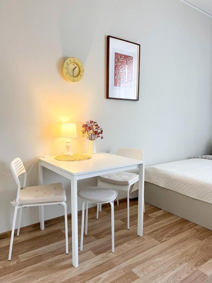 Cosy Apartment In Riga With Free Parking Exterior photo